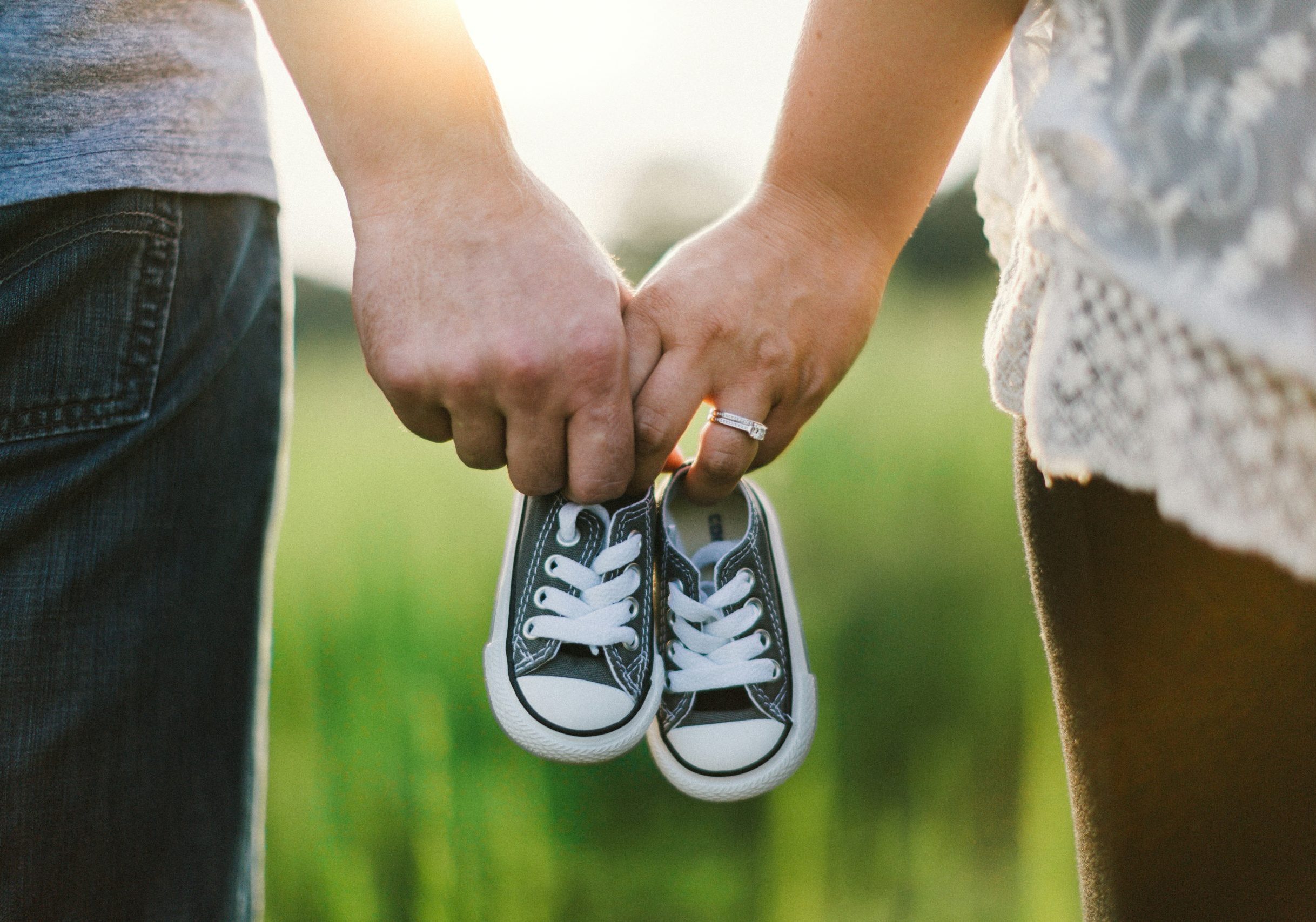 5 Questions to Ask Before Choosing a Fertility Courier Service - LifeParcel