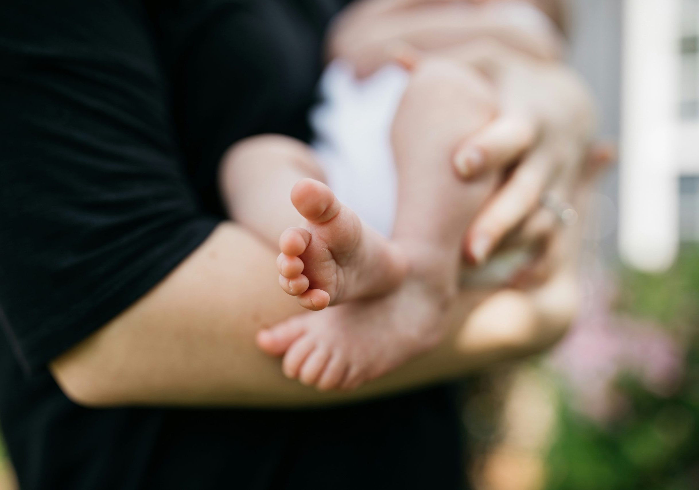 The Emotional Side of Fertility Material Transport - LifeParcel
